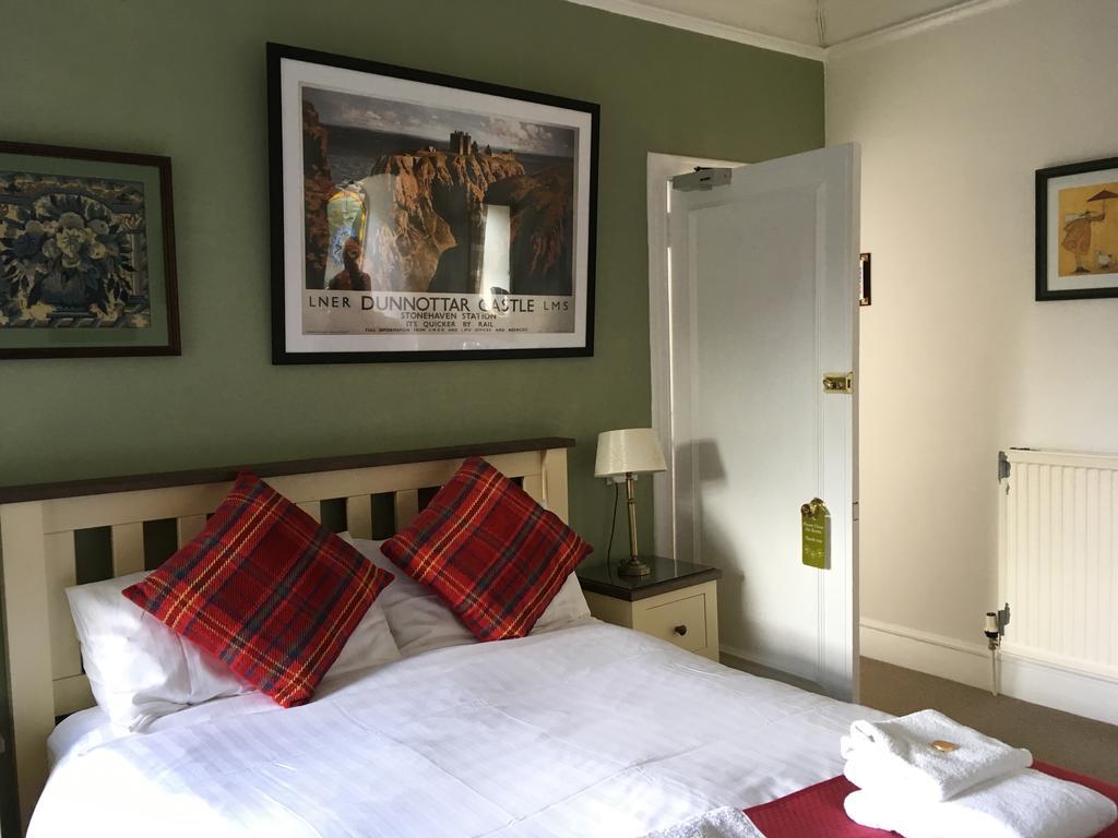 Bed and Breakfast Arduthie House Стоунхейвен Экстерьер фото